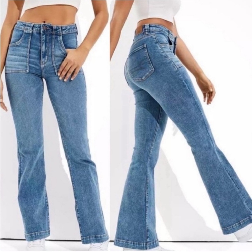 American Eagle Double Button Super Curvy HighRise Stretch Flare Jean Size 20L
